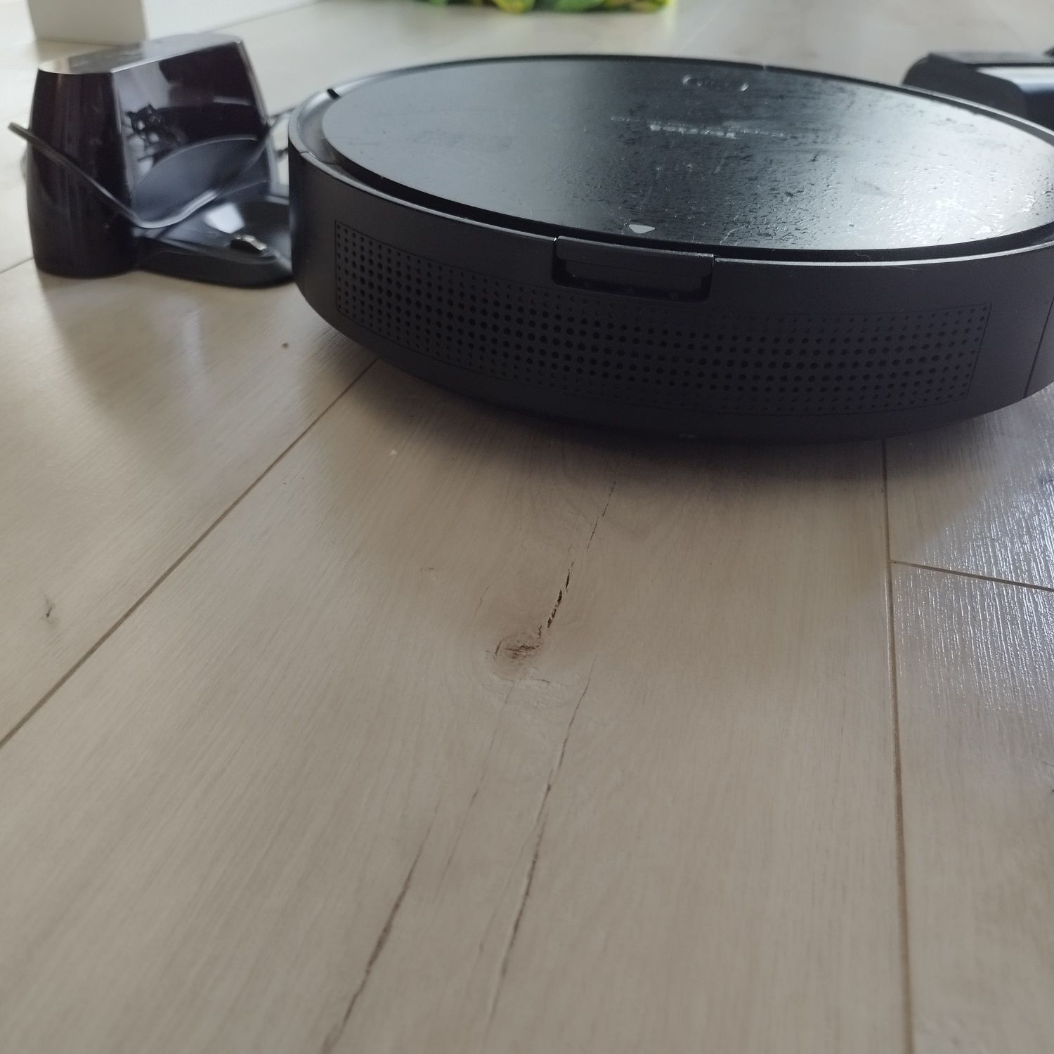 Робот-пылесос tefal