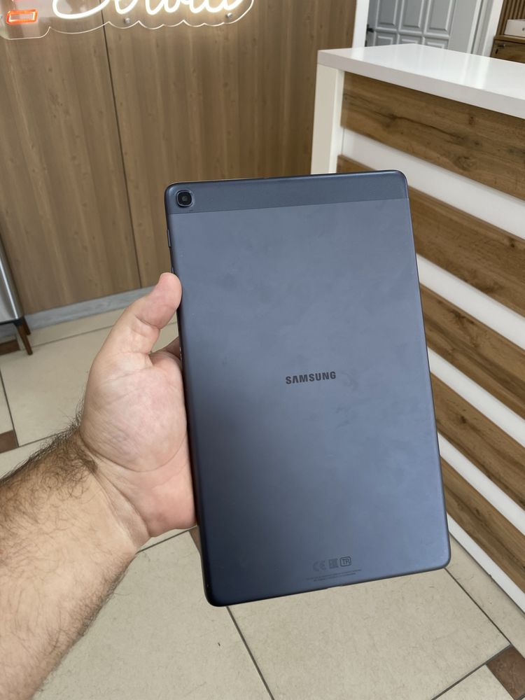 Продам Планшет samsung tab A. T515