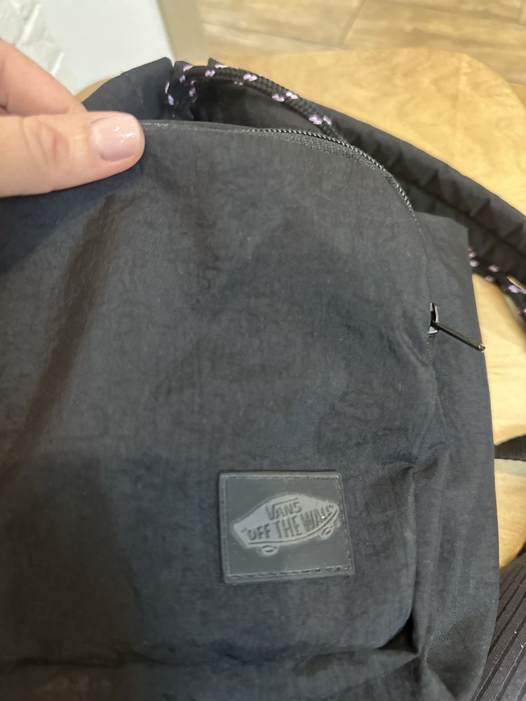 Vans рюкзак черный