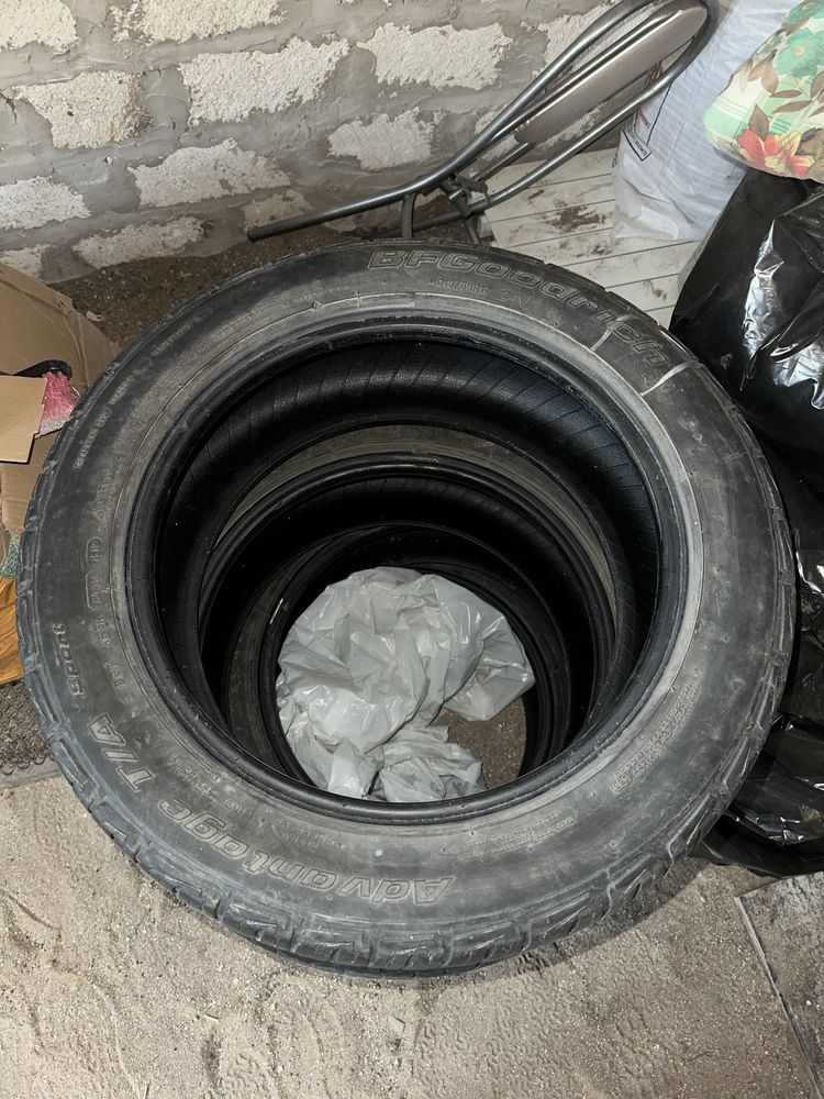 Шины летние 215/55/17