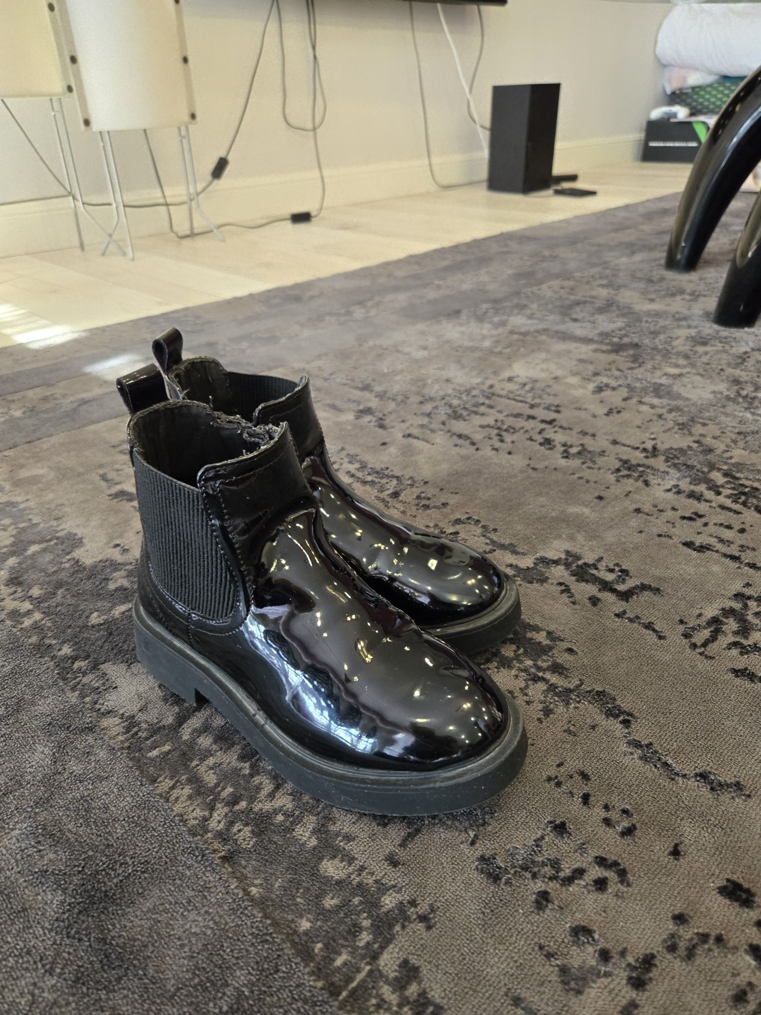 Продам тренч zara, ботинки zara 31