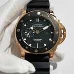 Panerai Submersible with Reference 42mm Yellow Gold