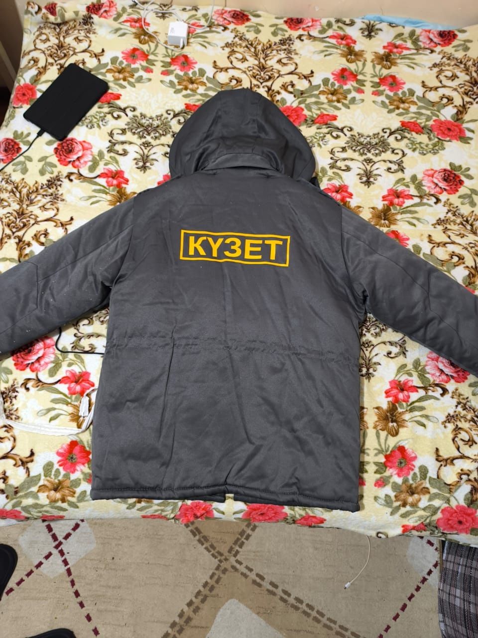 Продам бушлак (кузет)