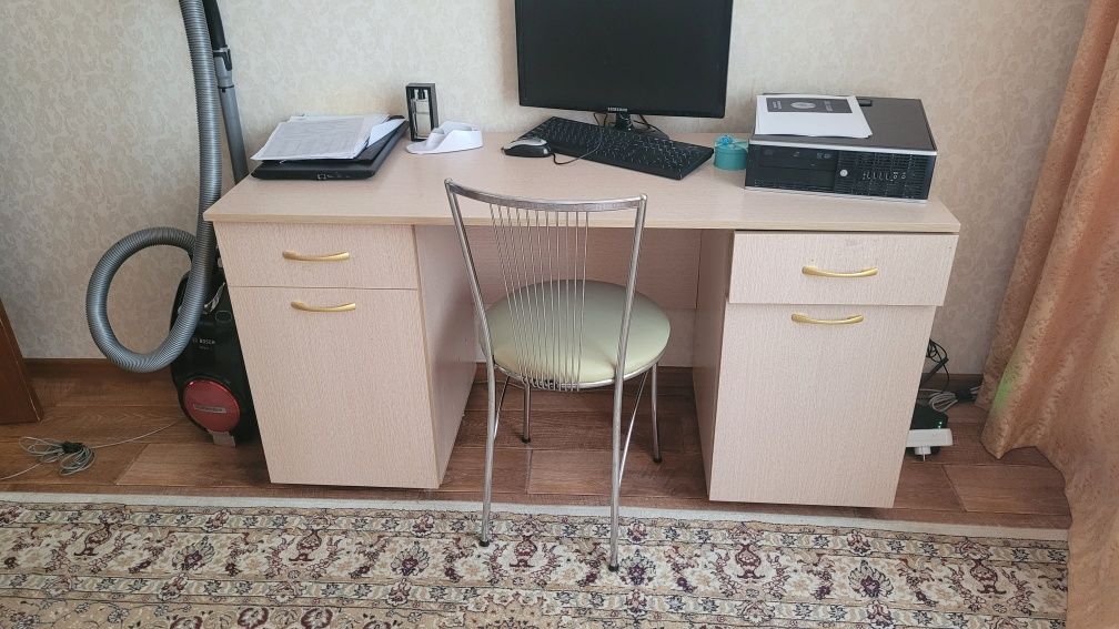 Продам шкаф купе кровать стол