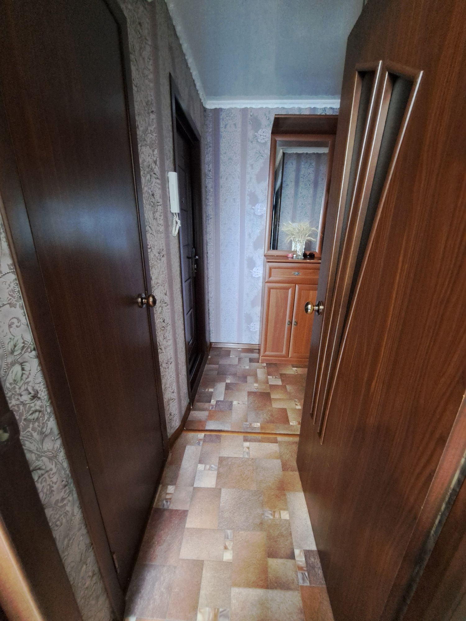 Продаём 4х комнатную квартиру УП на 8ом м-не