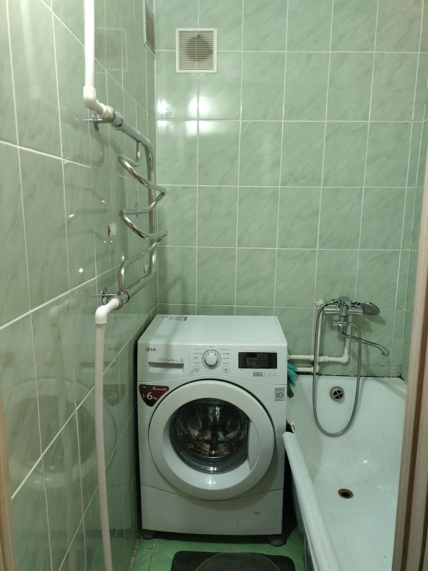 Продам 2х комнатную квартиру в центре