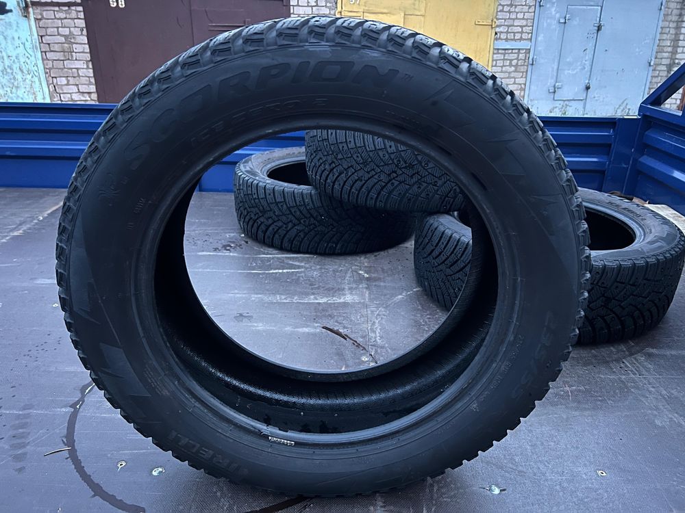 Продам шины Pirelli Scorpion ice zero2 235/55 R19  липучка