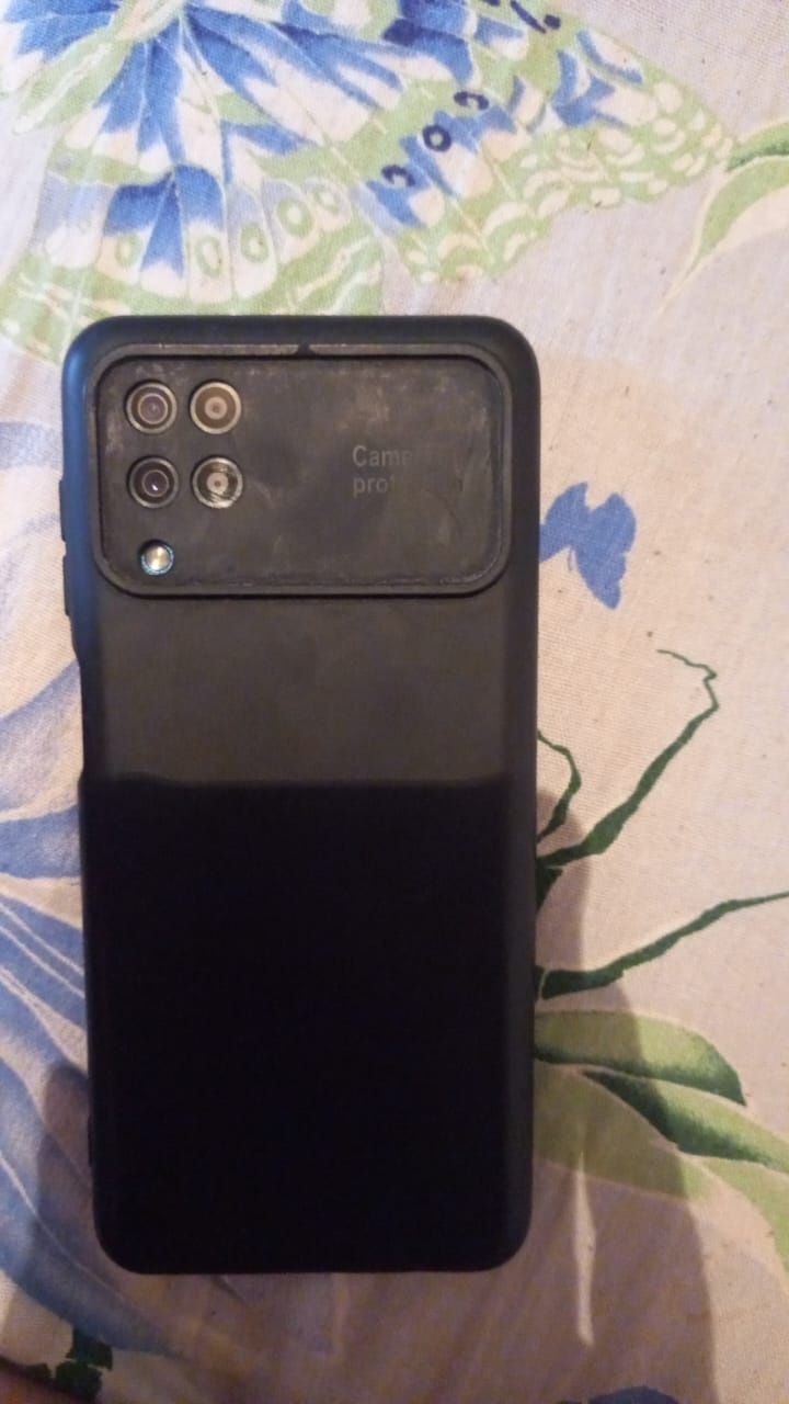 Samsung Galaxy A12