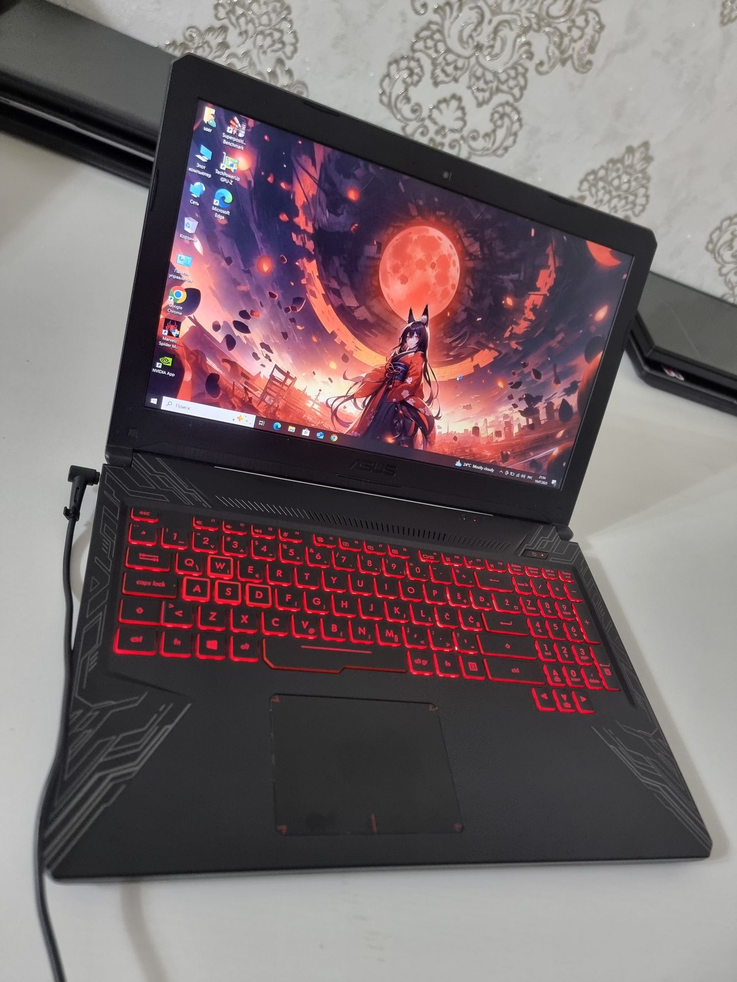 Игровой ноутбук Asus
