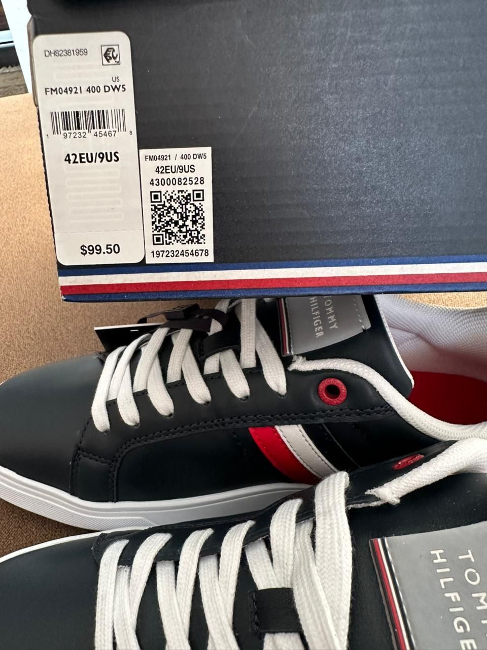 Кроссовки Tommy Hilfiy,Lacoste, Calvin Klein 32000тг.