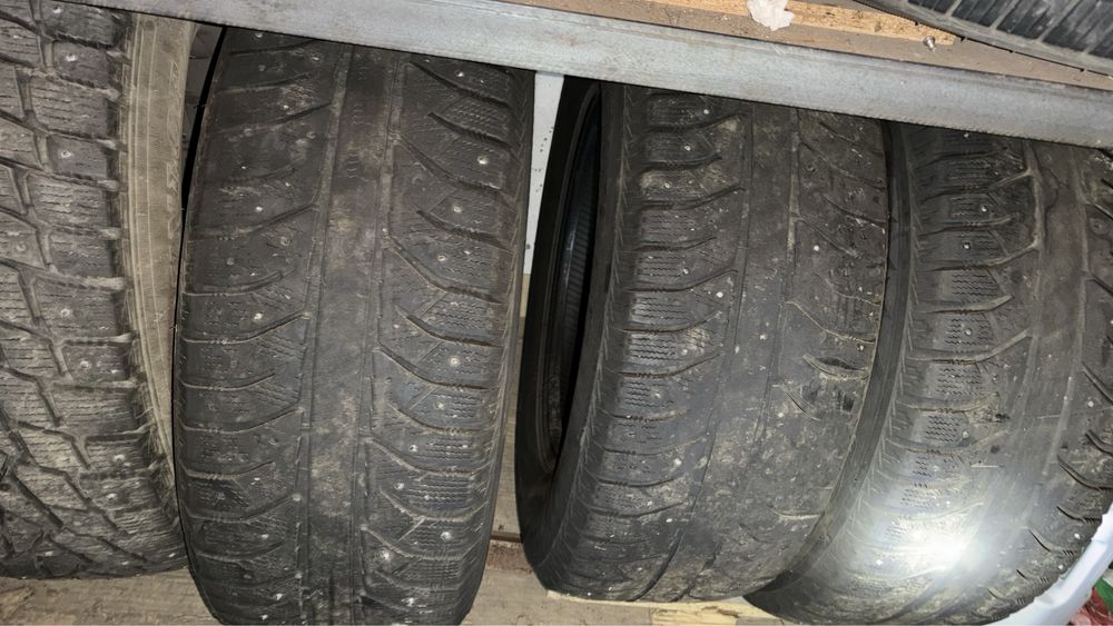 Продам шины размер 265/65 R17