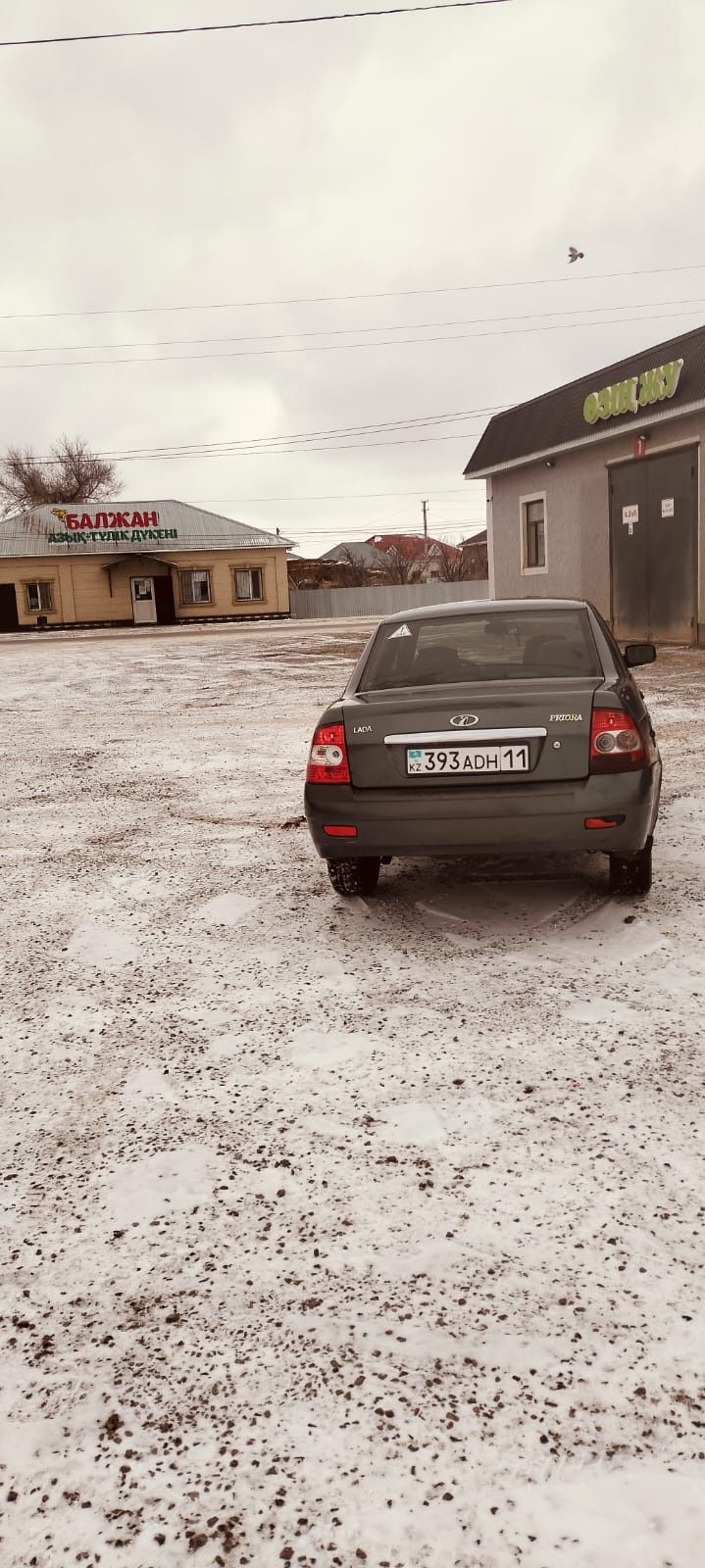 Автомашина лада приора