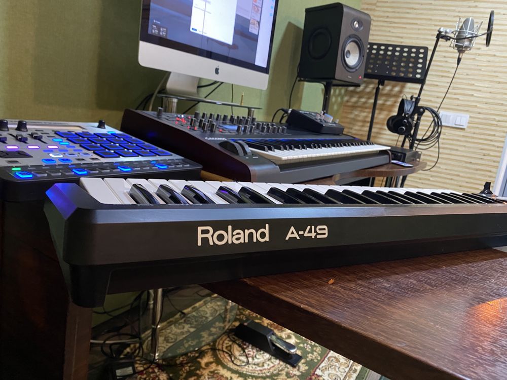Клавиши MIDI Roland A-49