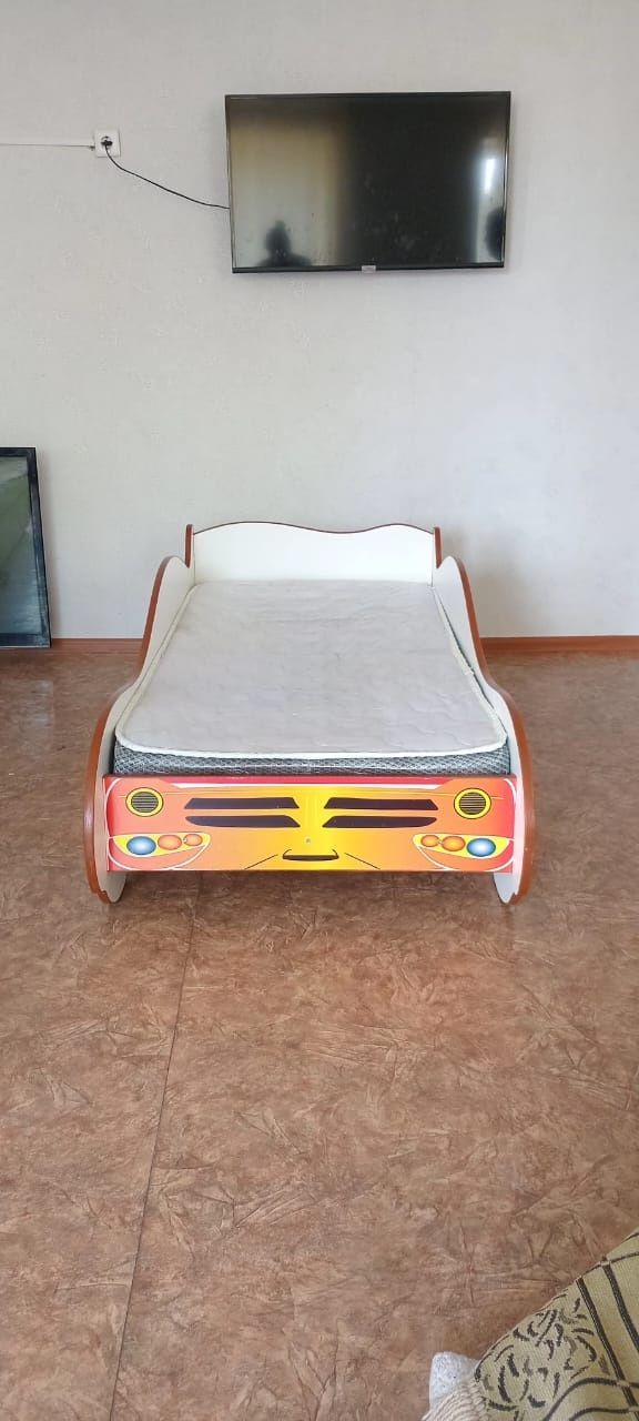 Продам детскую кровать