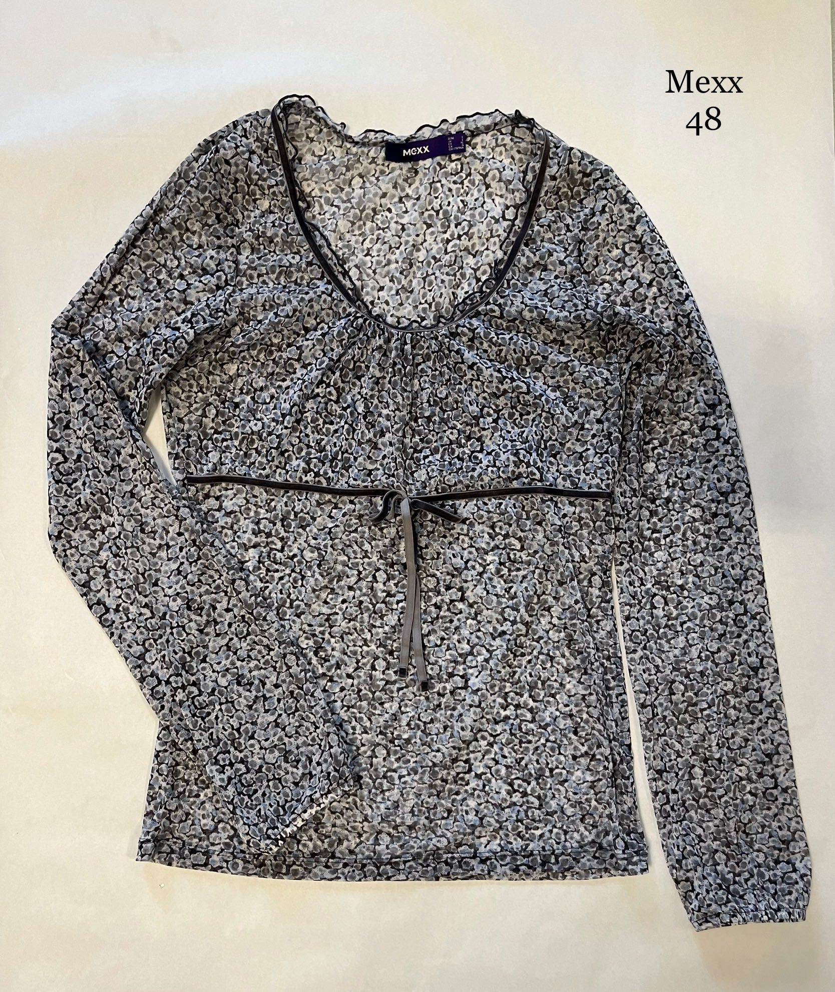 Кофта фирменная продам р.46-48-50
