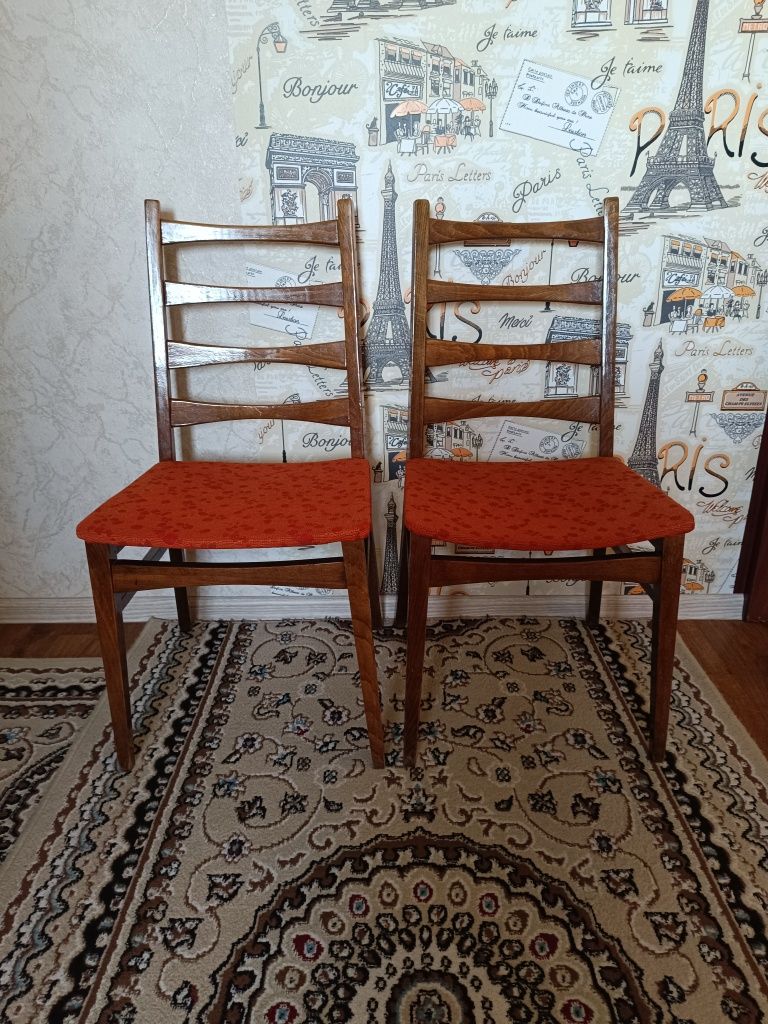 Продам стулья и табуретки