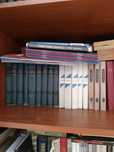 Продам книги в сериях
