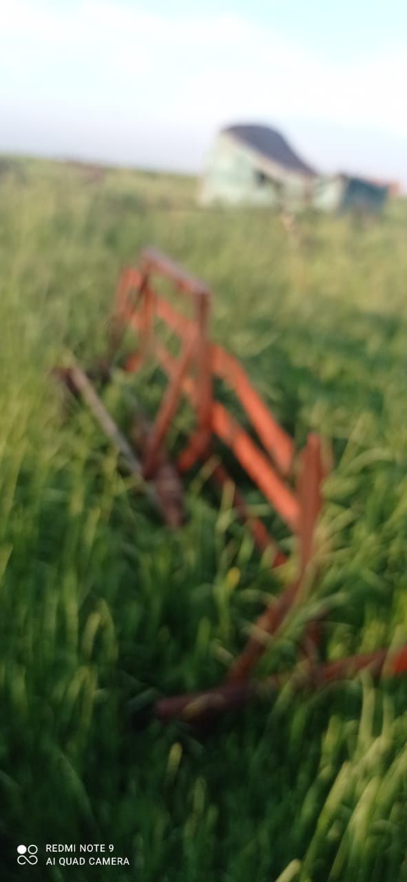 Продам трактор.    .