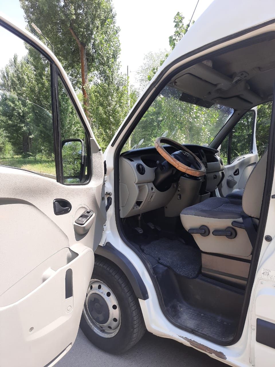 Опель Мовано 2009г,V- 2,5 TDI,