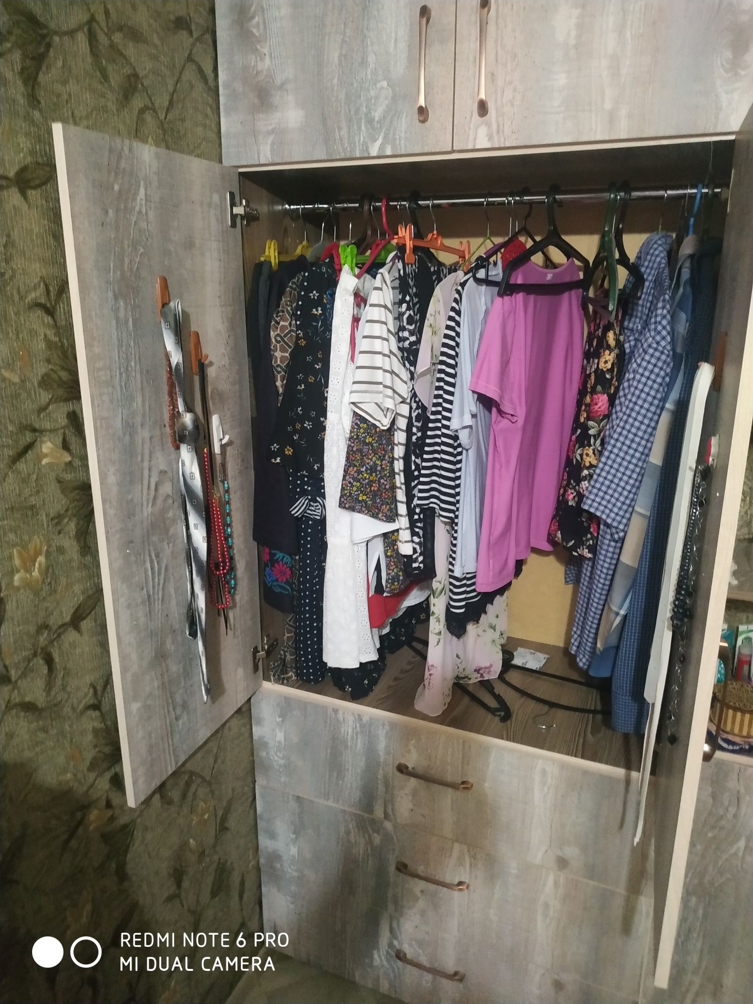 Продам мебель в идеальном состоянии