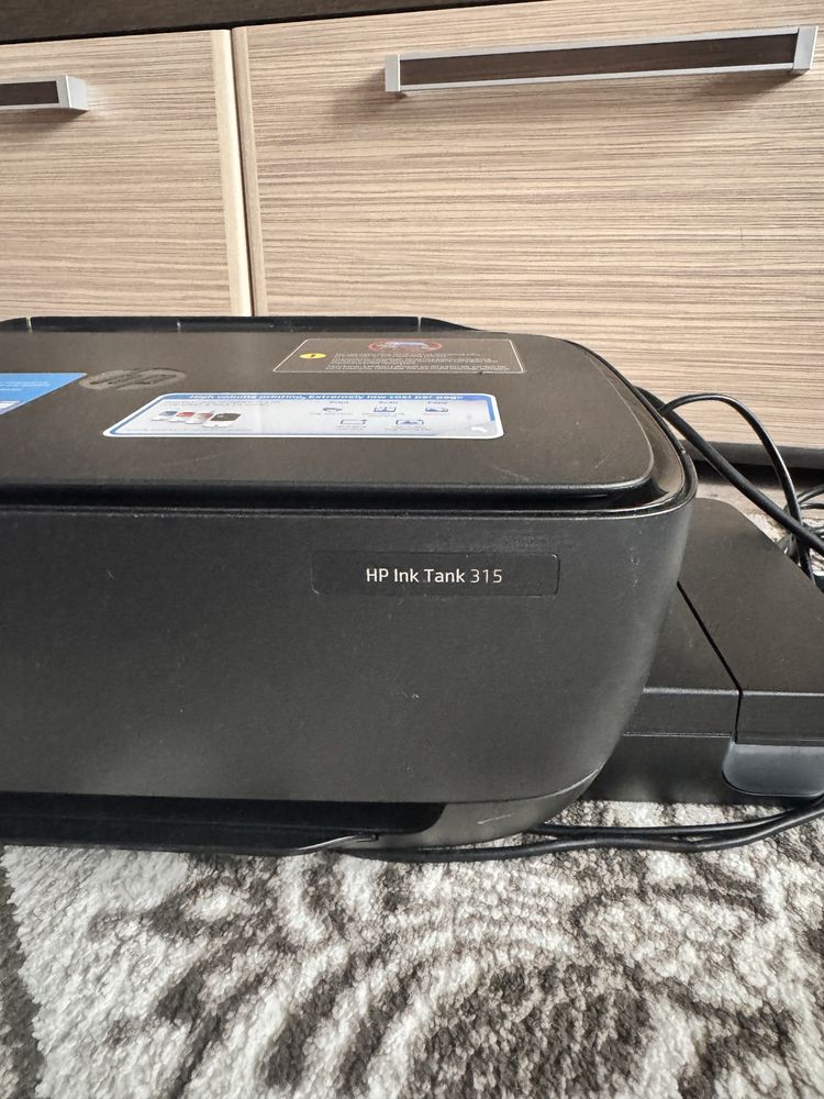 Продам принтер HP