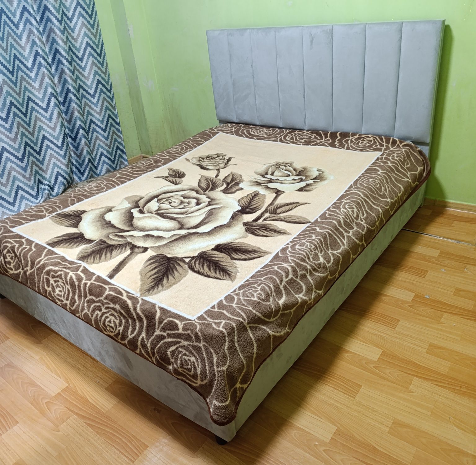 Продаю кровать 160* 200 см