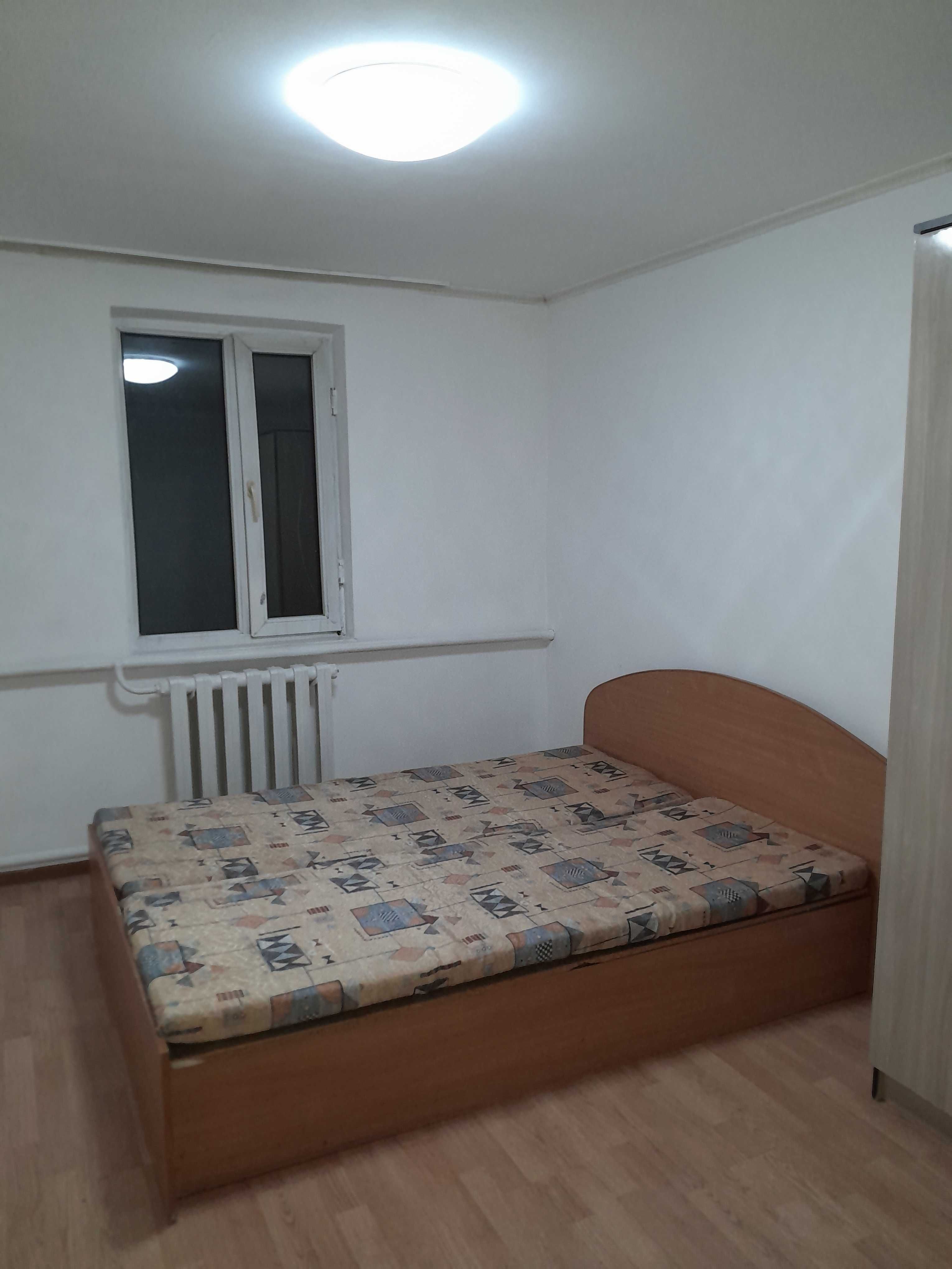 Квартира времянка 3 комнаты 120 тыс 
Алгабас мкр. срочно .