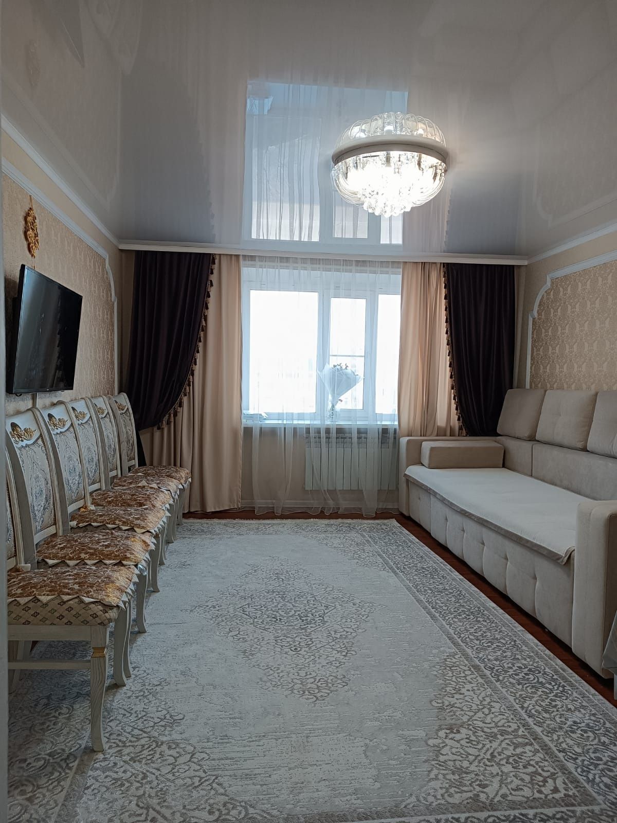 Продам квартиру 4-х комнатную