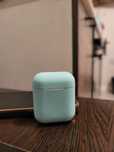 Продам Airpods 1 поколения
