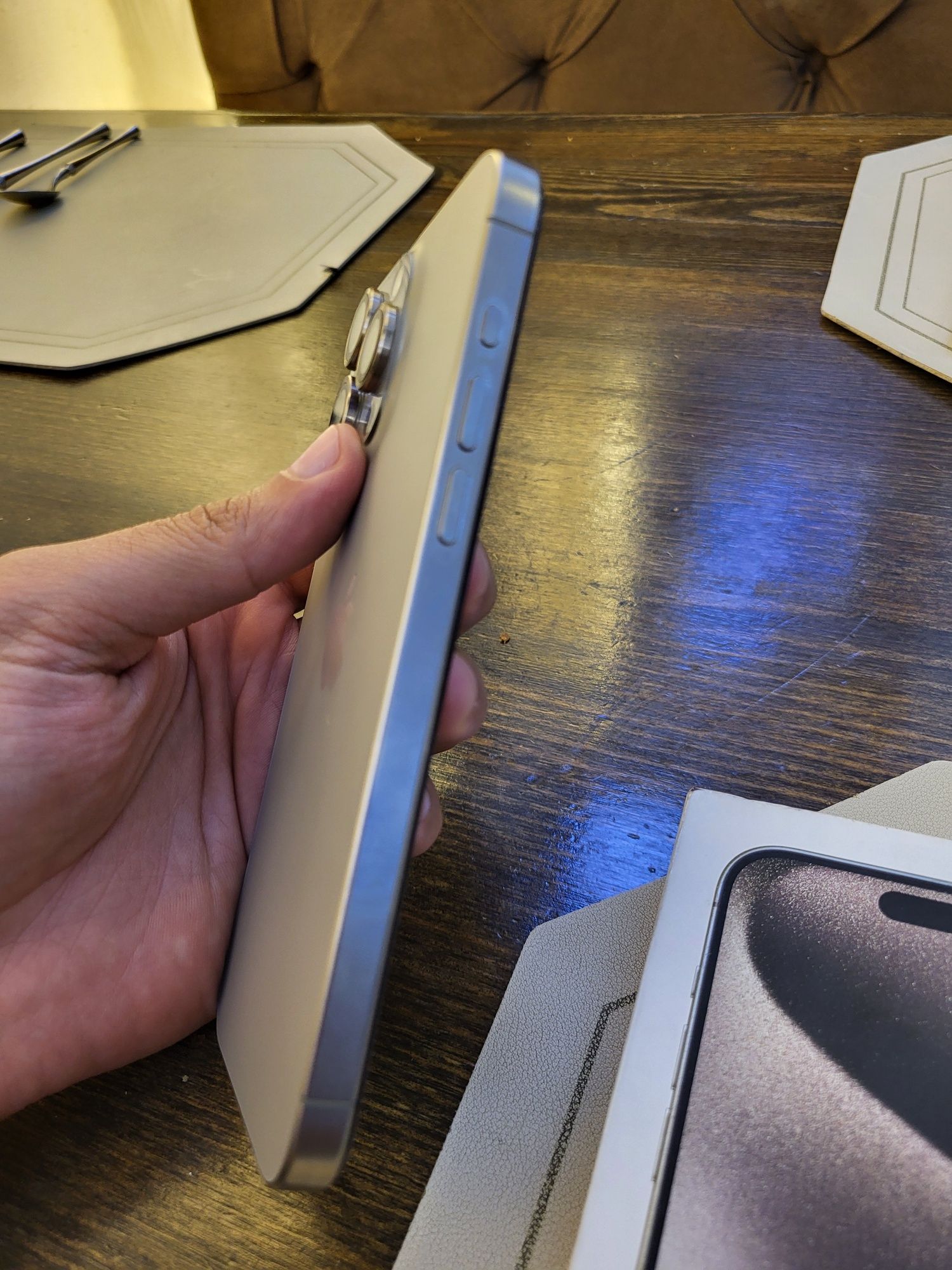 Продам iPhone 15 Pro Max 1TB новый почти