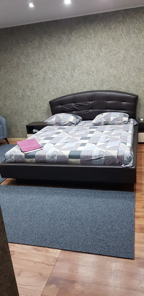 Сдам 1.5 ку почасово