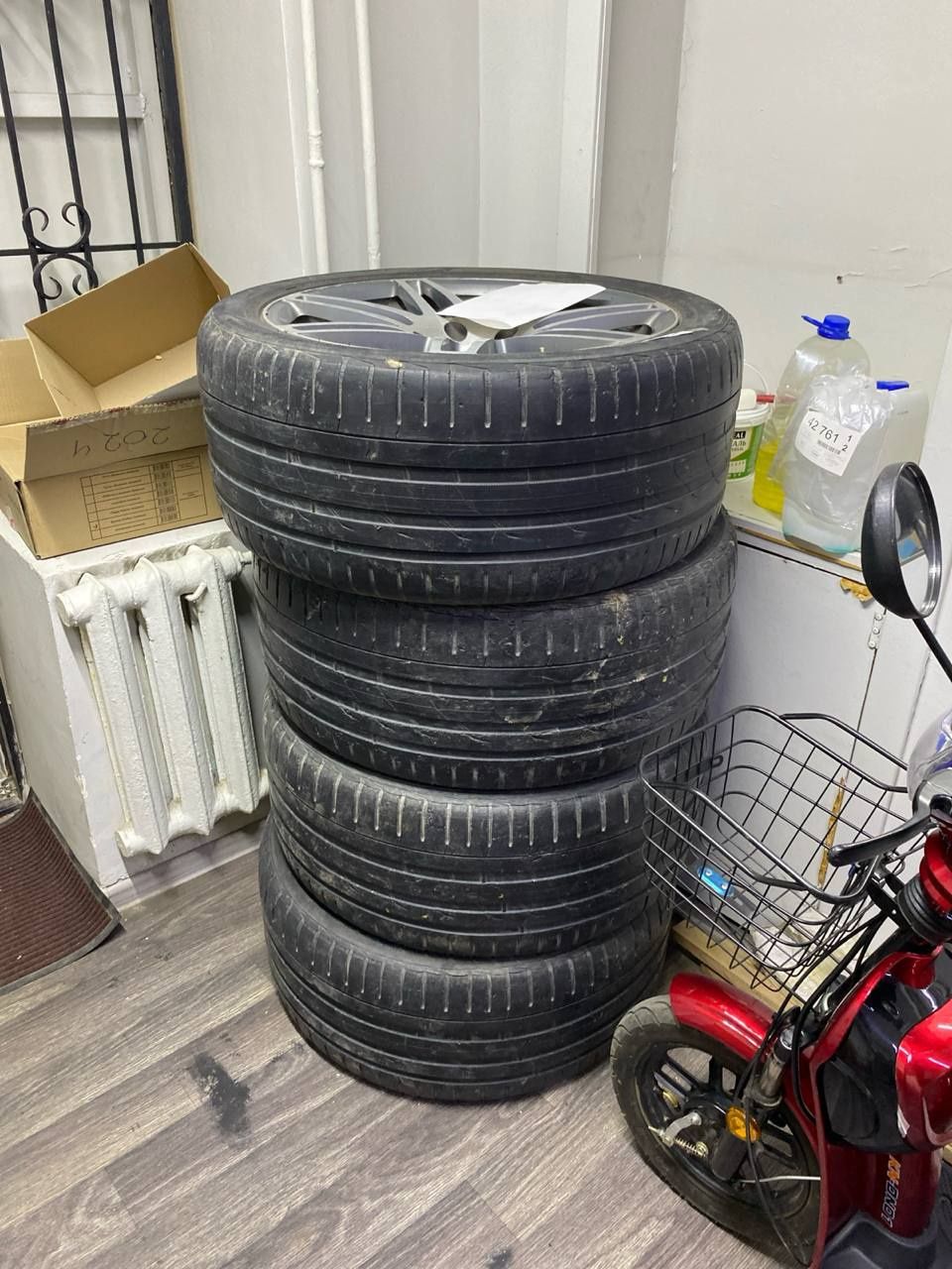 Продам Шины с дисками