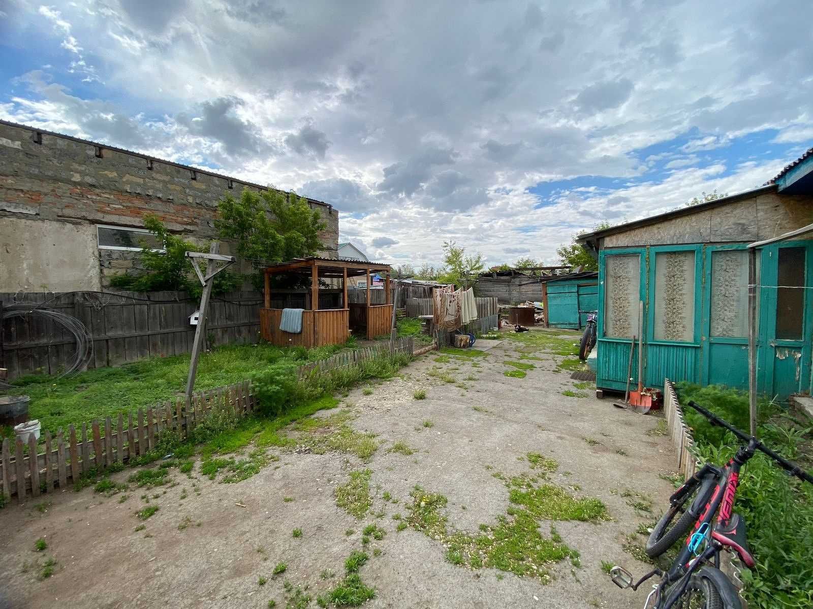Продается дом в районе КИНЭУ