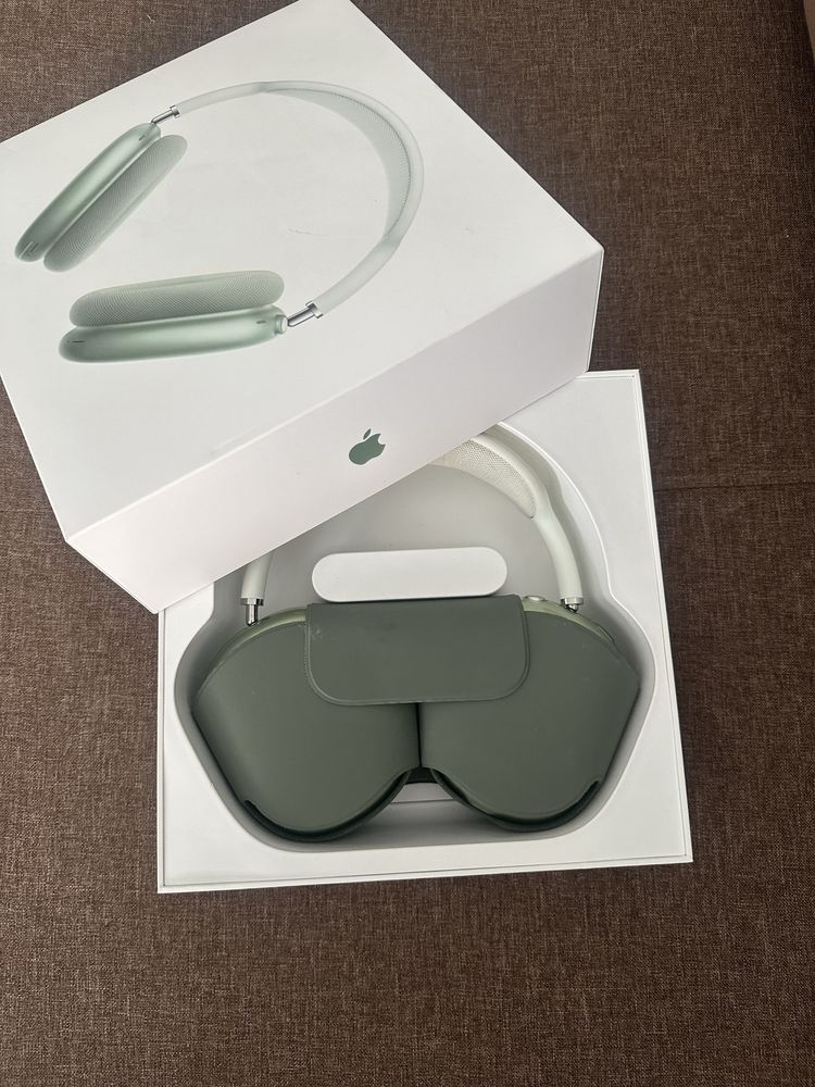 Продам Airpods Max