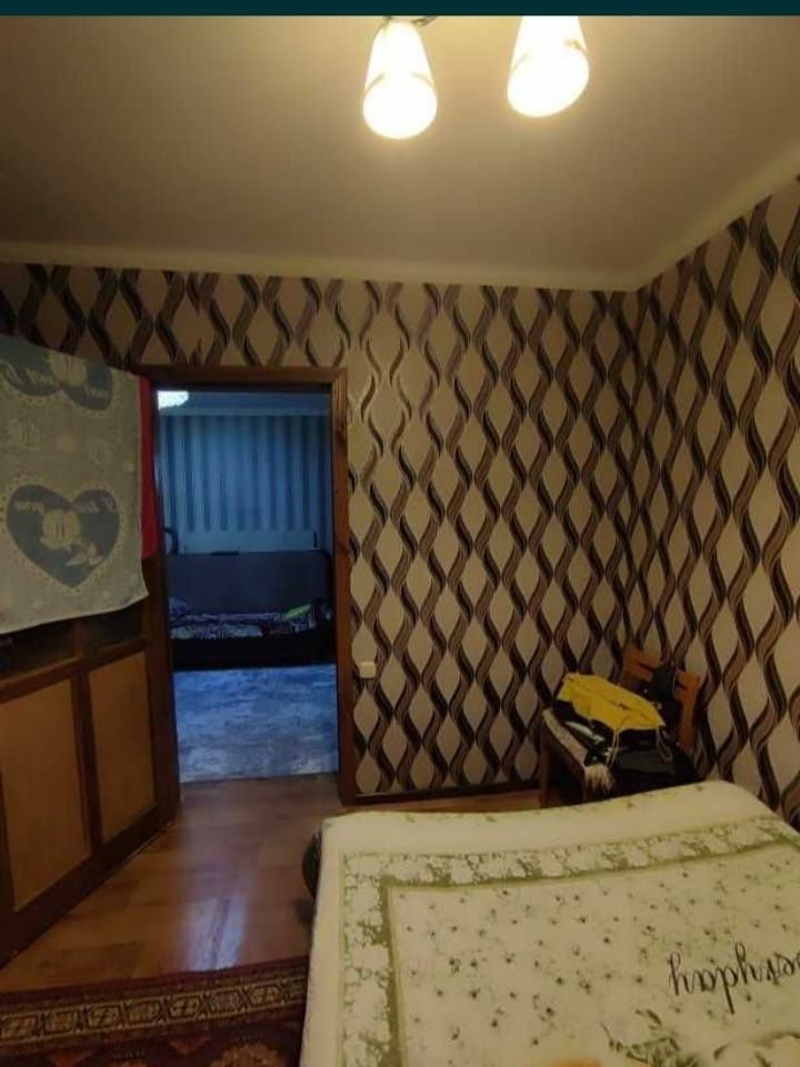 Продам хорошую 3-х комнатную квартиру в хорошем  тихом  районе