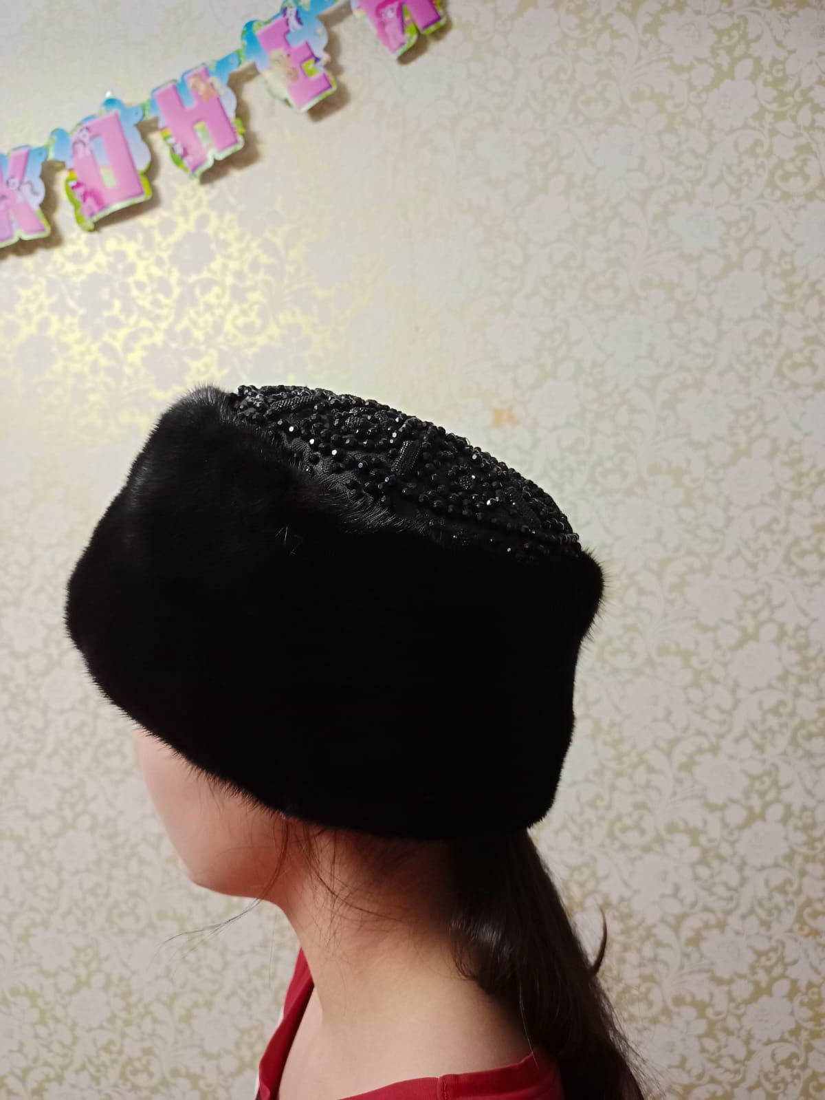 Продам шапку норковую за 25000 тенге.