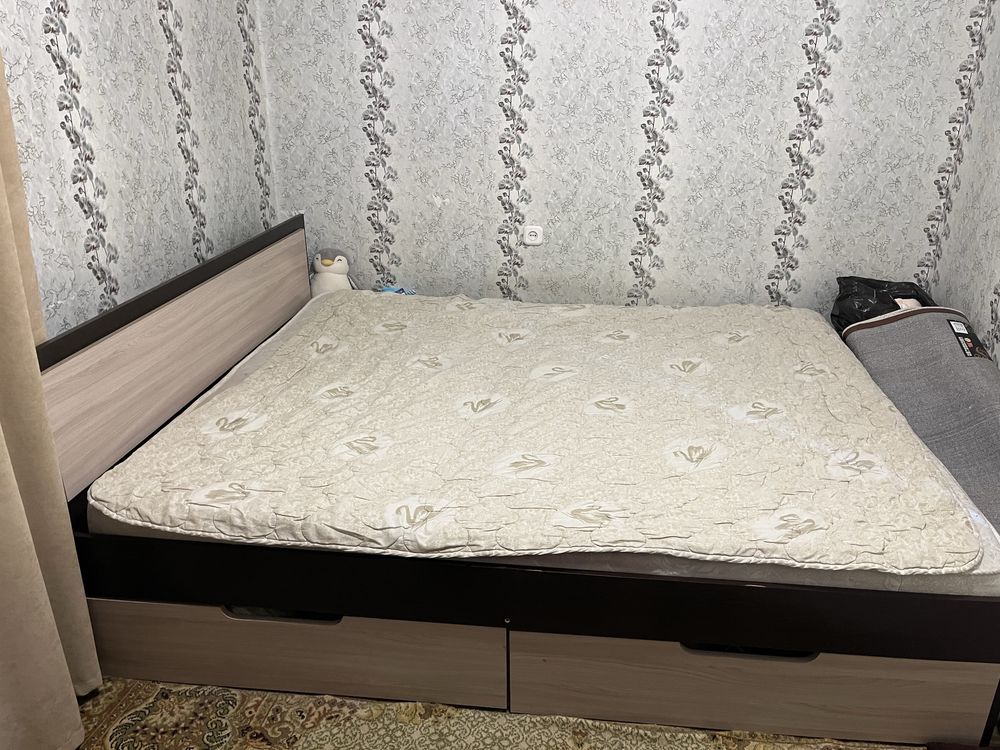 Продам кровать двуспальную