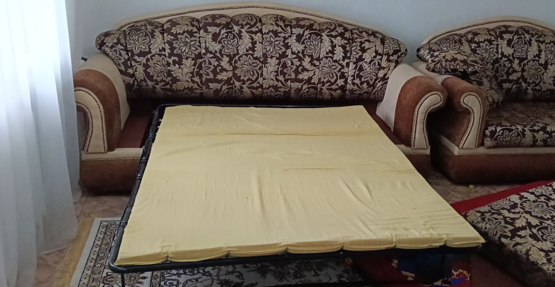 Продам диван раскладной