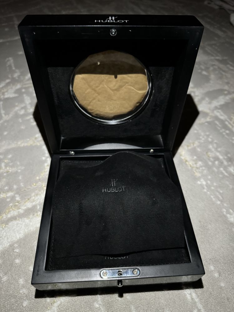 Часы HUBLOT оригинальные