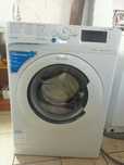 Продам стиральную машину indesit 8кг.