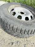 Продам шины с дисками 215/70R16