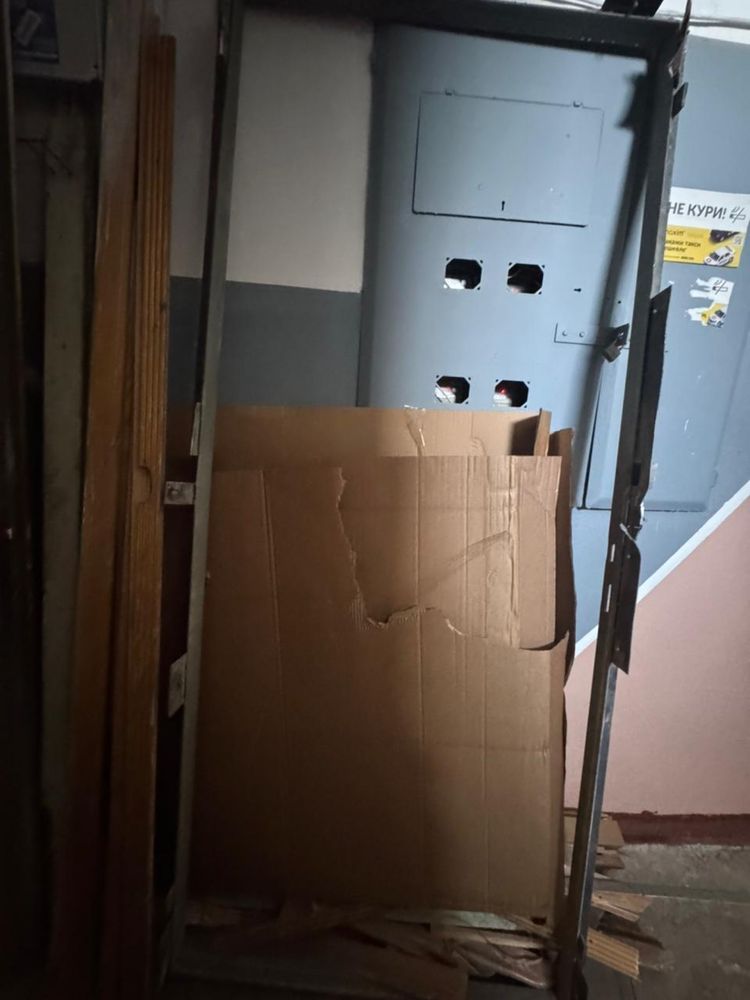 Продам дверь металическую