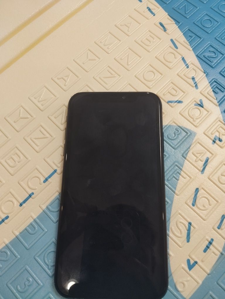 iphone xr 128gb продам