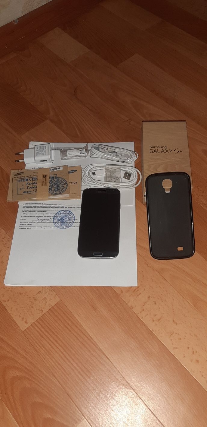 Продам Samsung Galaxy S4