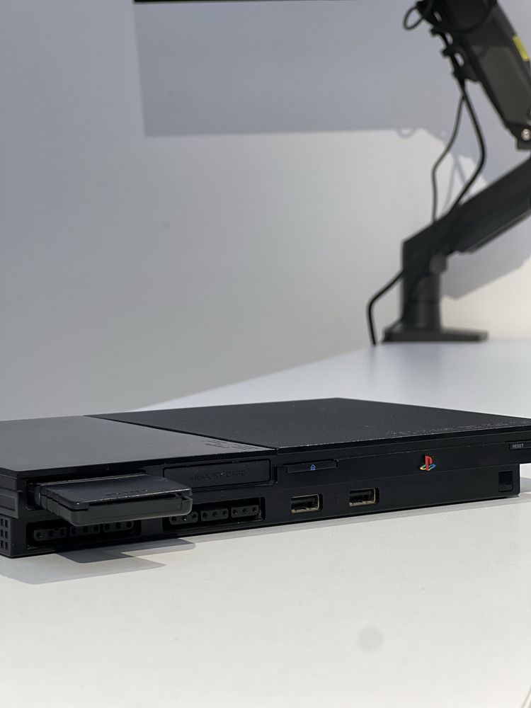Playstation 2 +3 геймпада