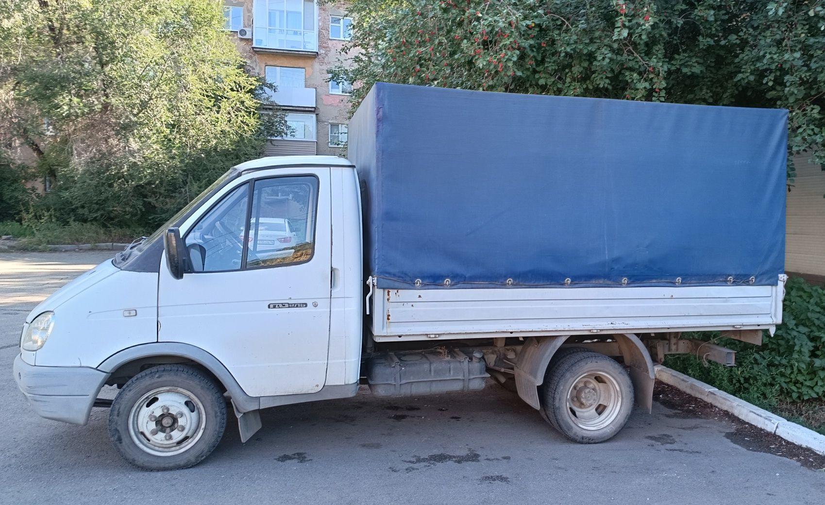 Грузоперевозки газель. Грузчики. Перевозки по городу и области.