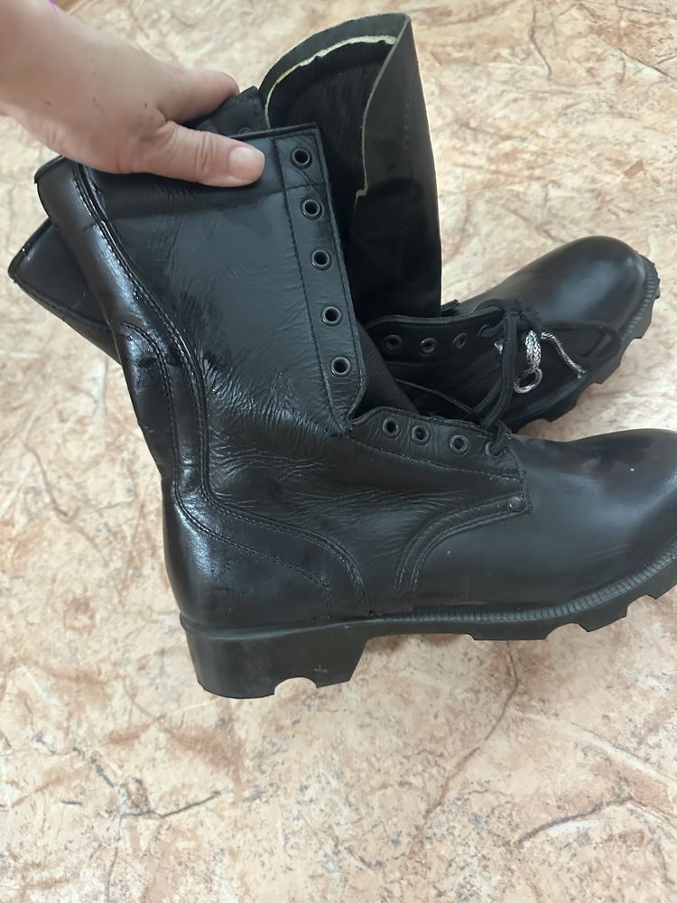 Продам берцы 45 р