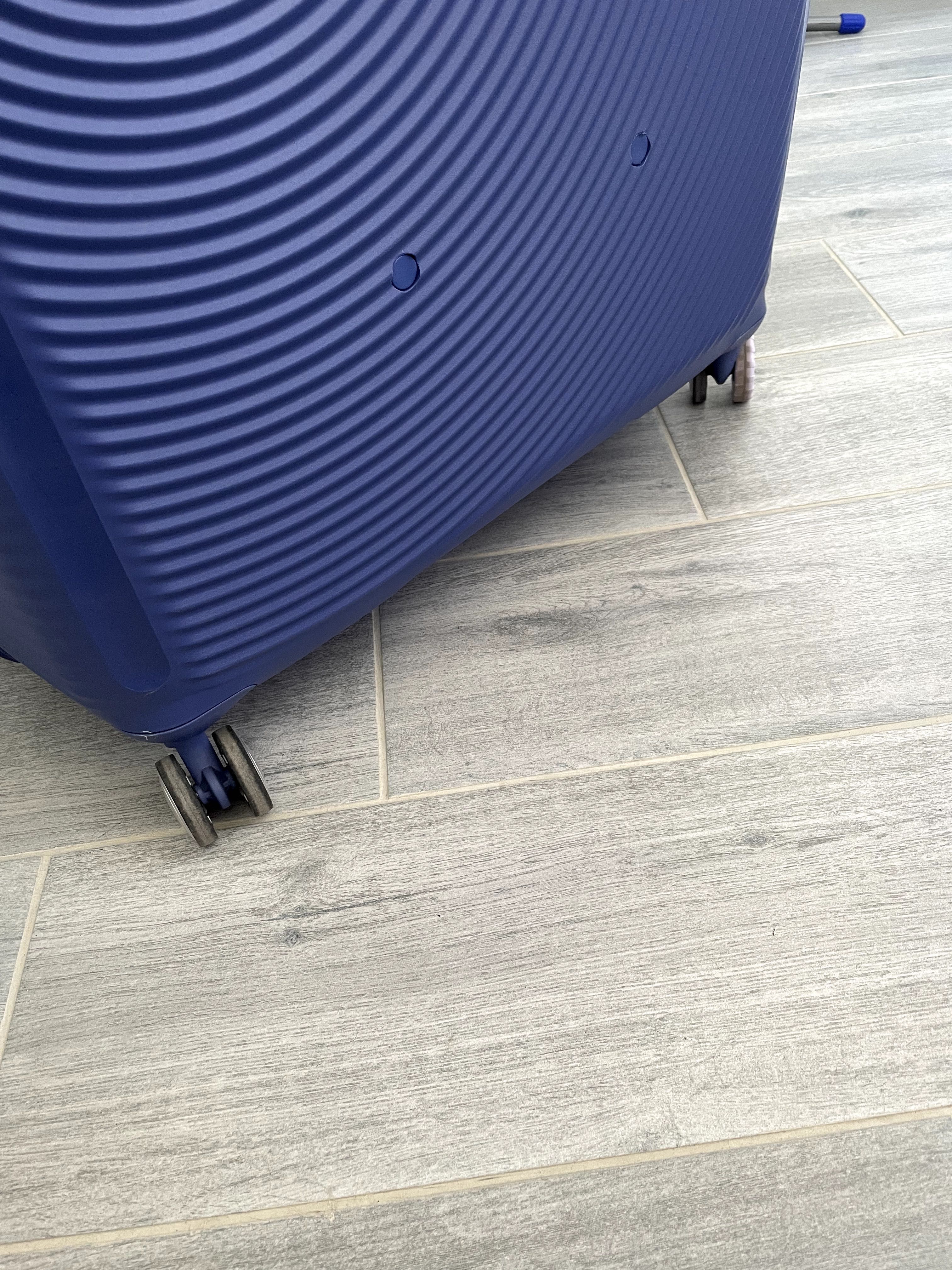 Чемодан American Tourister Soundbox