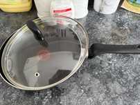 Продам сковородку Tefal