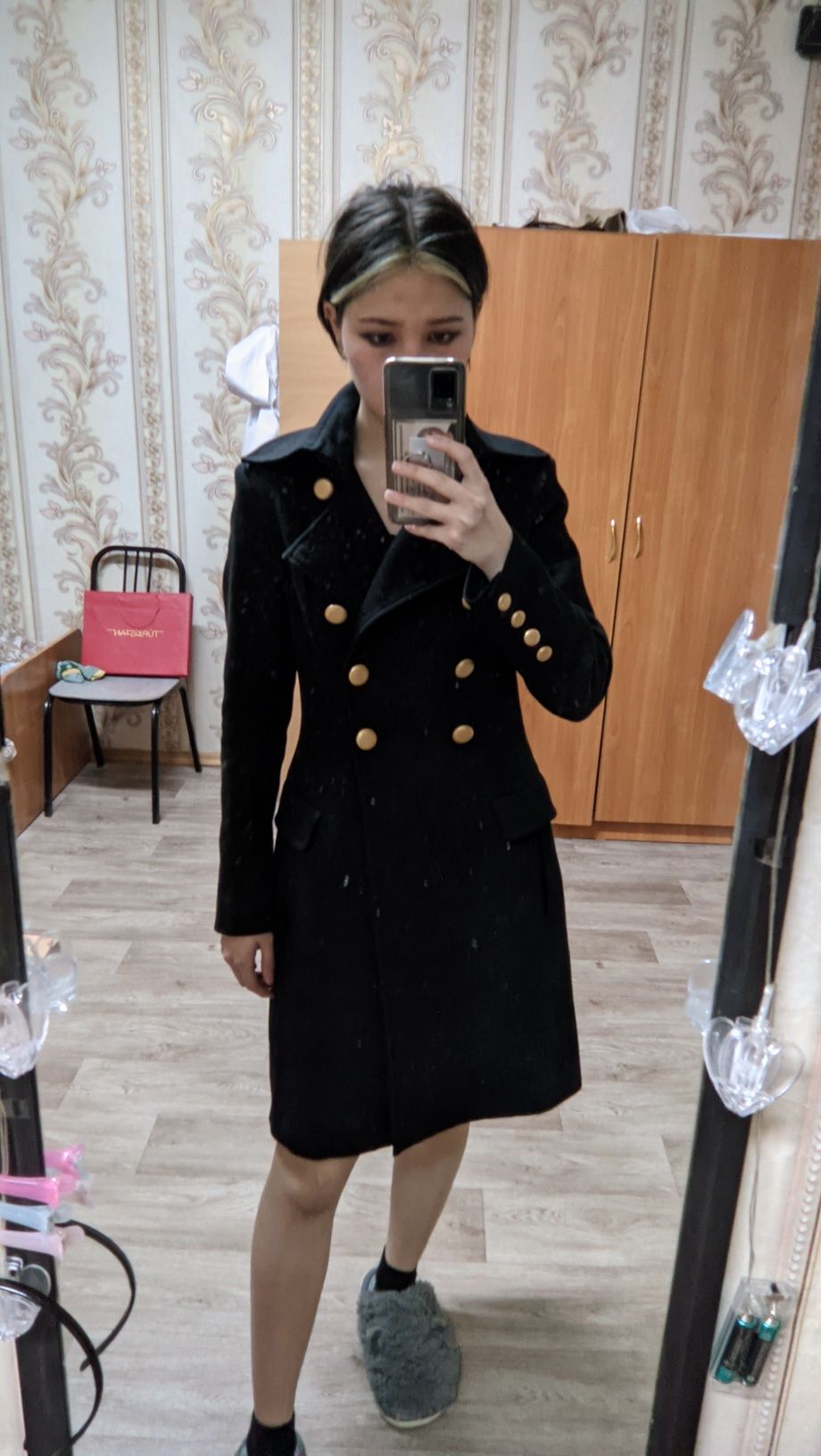 Пальто чёрное размер М от бренда MANGO